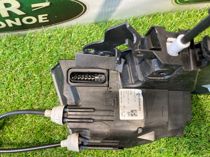 Замок двери Land Rover Range Rover Sport (L494, 2022г.)