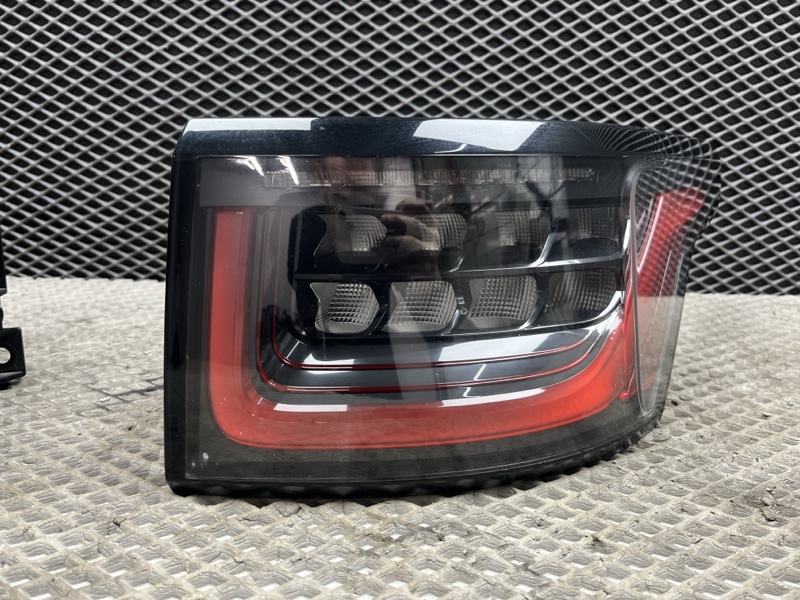 Фонари рестайлинг Land Rover Range Rover Sport (L494, 2020г.)