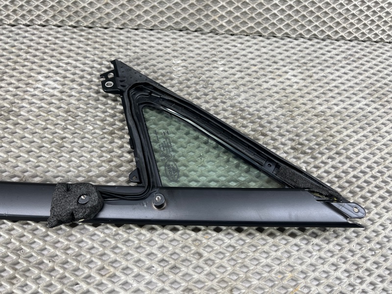 Стекло двери Land Rover Range Rover Sport (L461, 2024г.)