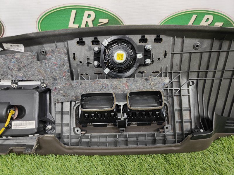 Панель салона (торпедо) Land Rover Range Rover (L322, 2011г.)