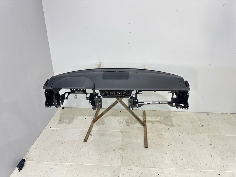 Торпедо Land Rover Range Rover Sport (L494, 2020г.)