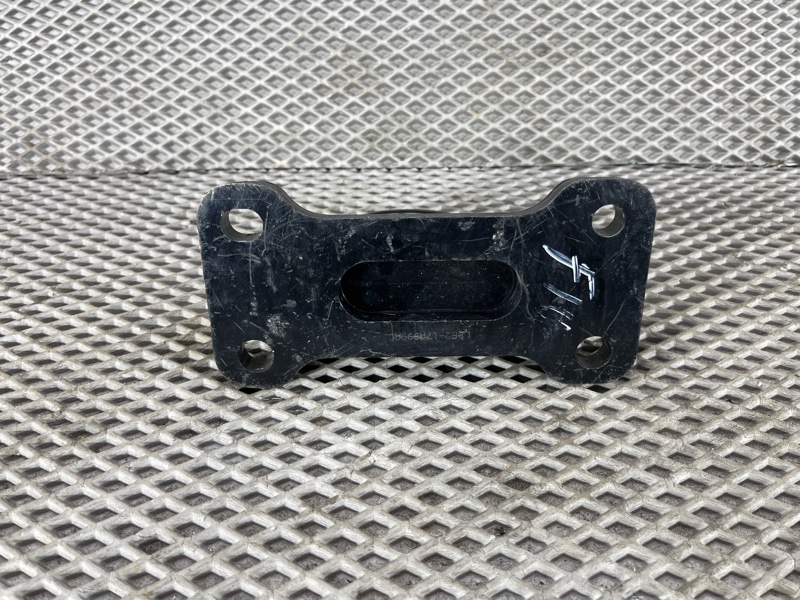 Петля буксировочная Land Rover Defender (L663, 2020г.)