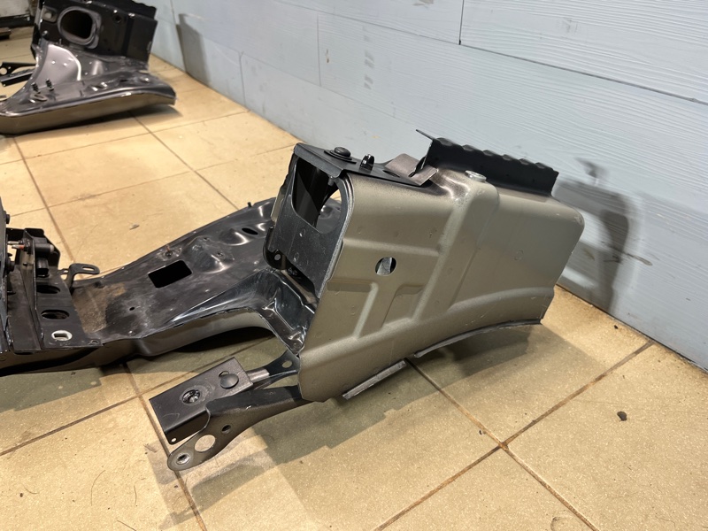 Передняя панель (телевизор) Land Rover Range Rover Sport (L320, 2012г.)