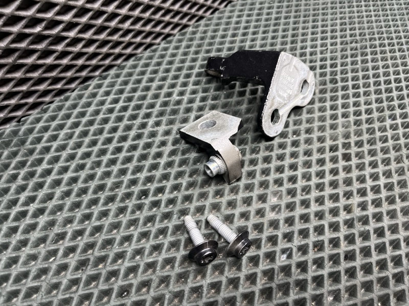 Петля двери Land Rover Range Rover Sport (L461, 2025г.)