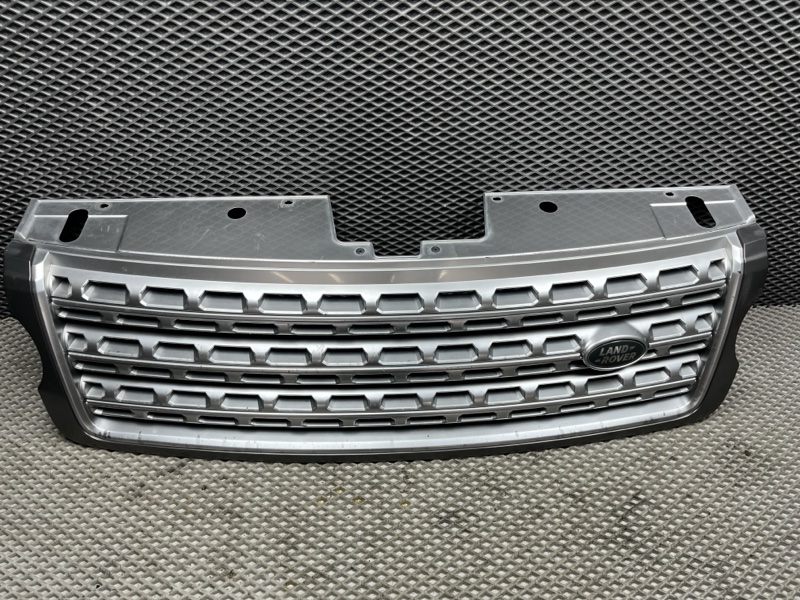Решетка радиатора Land Rover Range Rover (L405, 2016г.)