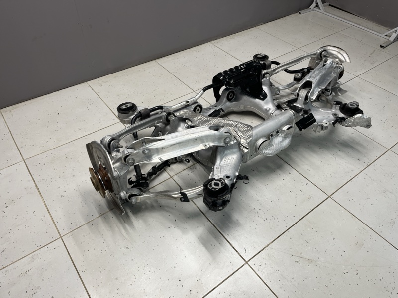 Подрамник в сборе Land Rover Range Rover Sport (L461, 2025г.)