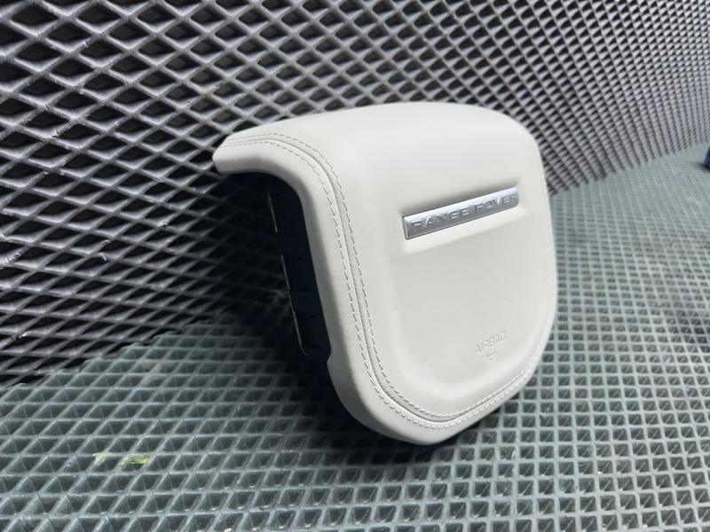 Подушка безопасности в руль Land Rover Range Rover Sport (L494, 2022г.)