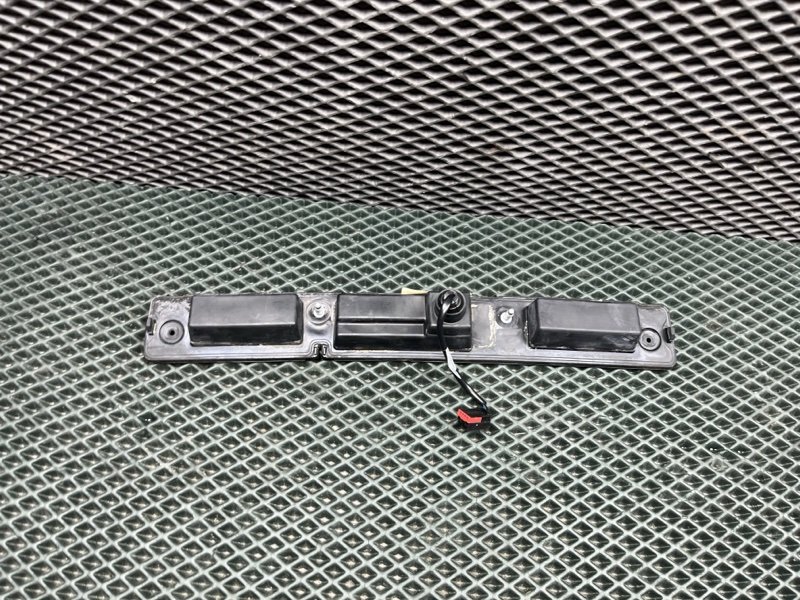 Кнопка открытия багажника Land Rover Range Rover (L405, 2016г.)