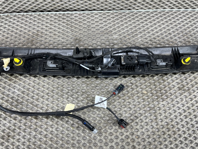 Накладка двери багажника Land Rover Range Rover Sport (L461, 2024г.)