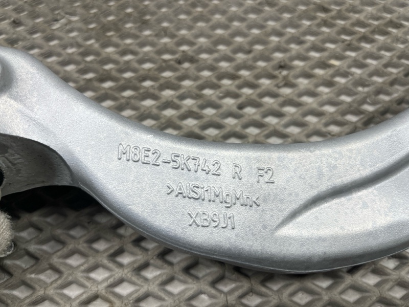 Рычаг Land Rover Range Rover Sport (L461, 2024г.)