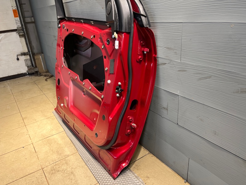 Дверь Land Rover Discovery Sport (L550, 2020г.)