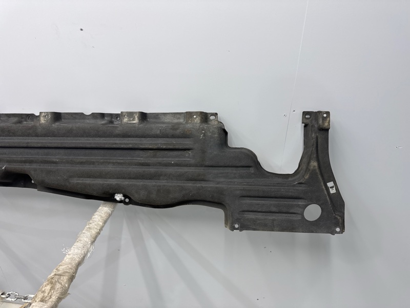 Защитный пластик днища Land Rover Range Rover Sport (L494, 2020г.)