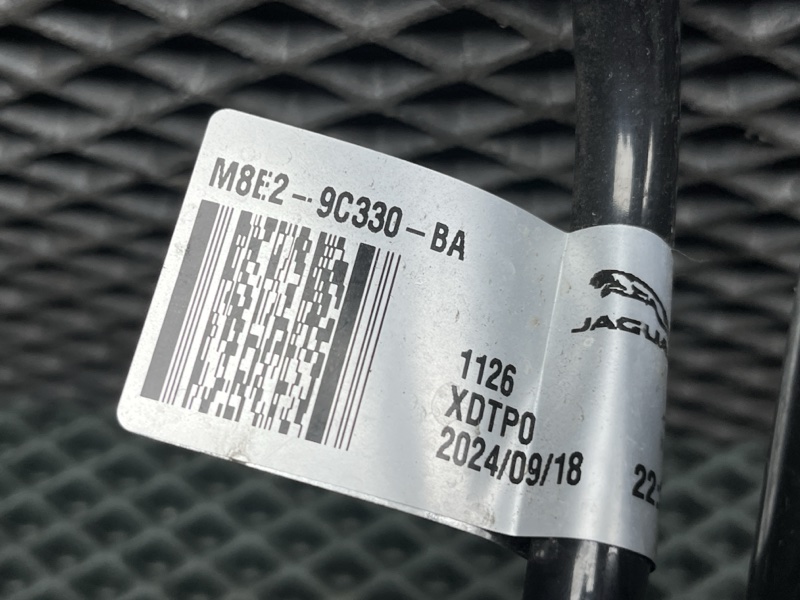 Топливная трубка Land Rover Range Rover Sport (L461, 2025г.)