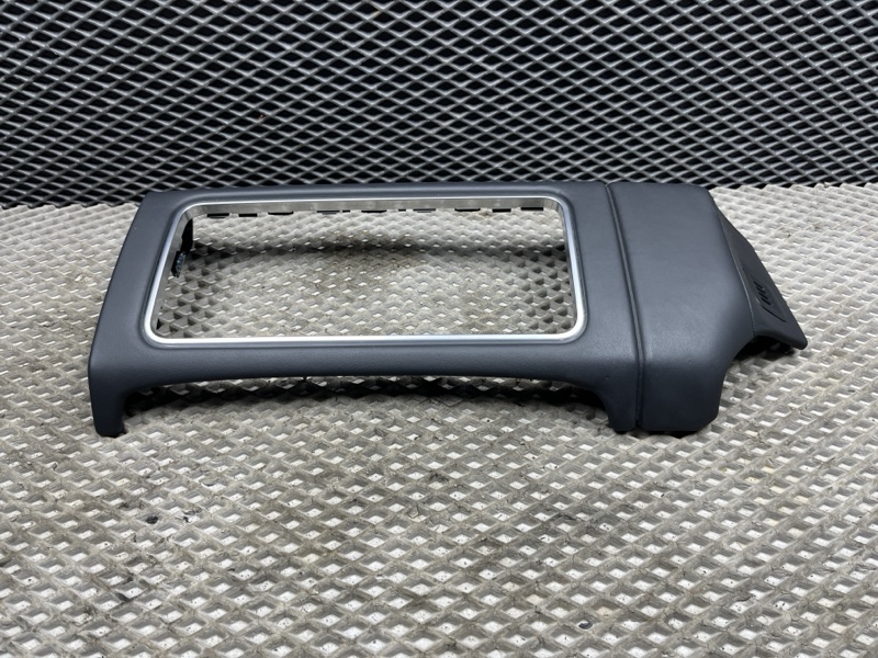 Рамка монитора Land Rover Range Rover Sport (L494, 2020г.)