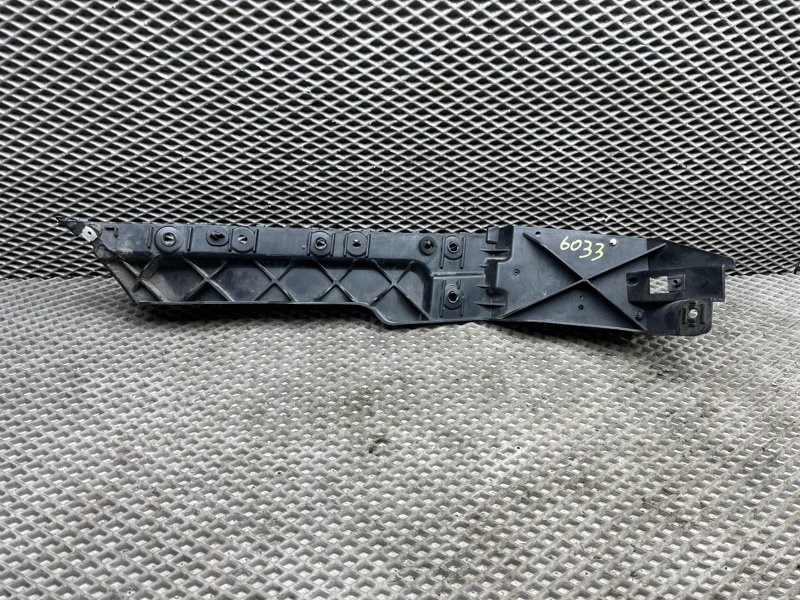 Кронштейн бампера Land Rover Range Rover Sport (L494, 2017г.)