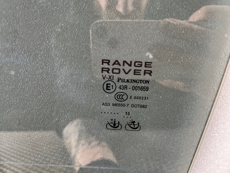 Стекло двери Land Rover Range Rover (L405, 2015г.)