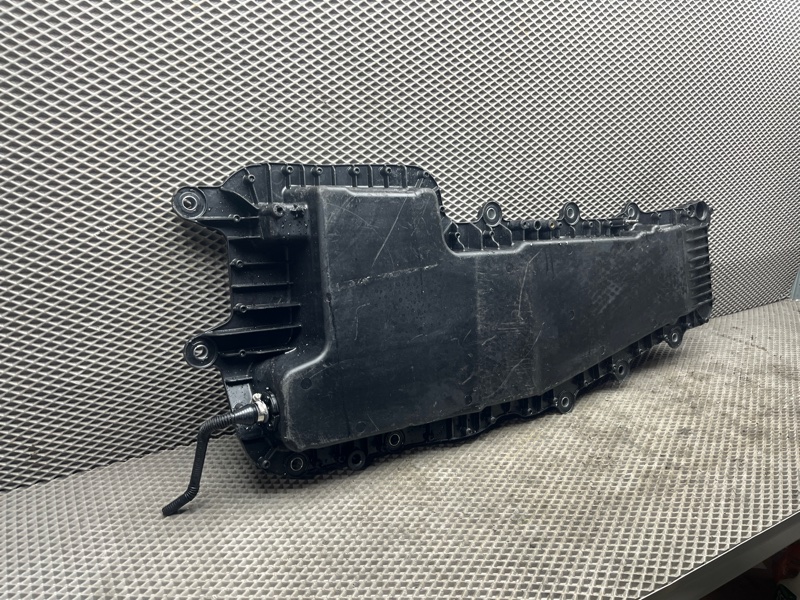 Короб высоковольтной батареи Land Rover Discovery Sport (L550, 2020г.)