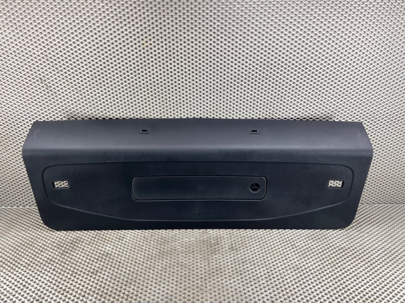 Обшивка двери багажника Land Rover Range Rover Sport (L461, 2024г.)