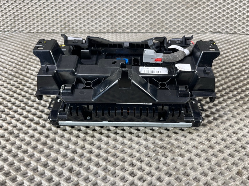Блок управления печки/климат-контроля Land Rover Range Rover Sport (L494, 2019г.)