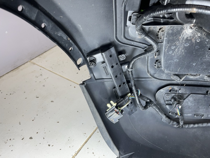 Бампер Land Rover Range Rover Evoque (L538, 2017г.)