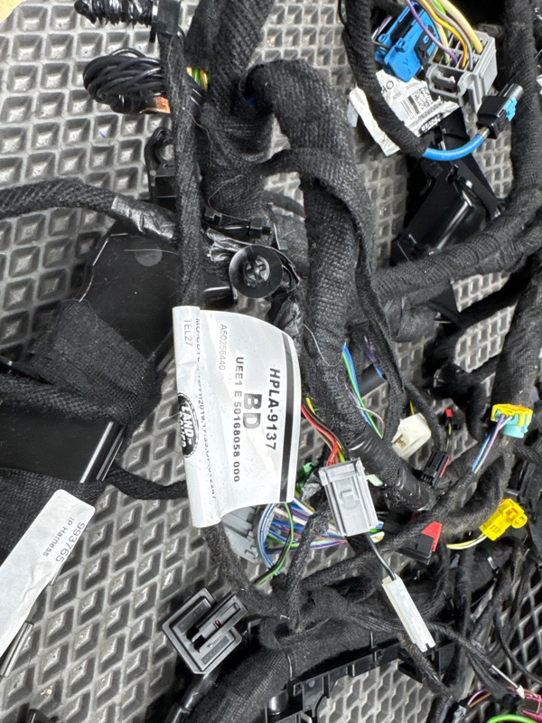 Проводка торпеды Land Rover Range Rover Sport (L494, 2020г.)