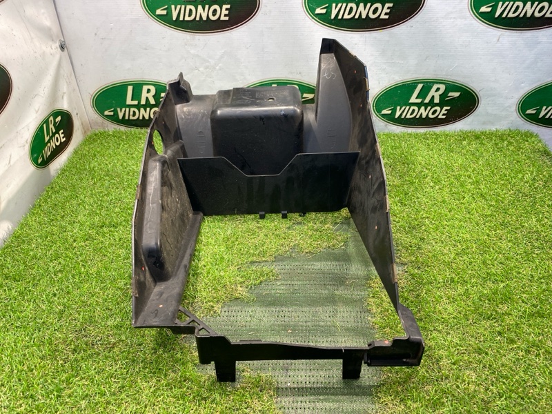 Дефлектор радиатора Land Rover Range Rover (L405, 2017г.)