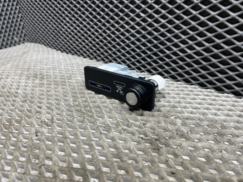 Блок HDMI SIM USB Land Rover Range Rover (L405, 2019г.)