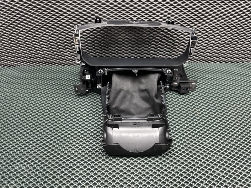 Панель приборов (щиток) Land Rover Range Rover (L405, 2016г.)