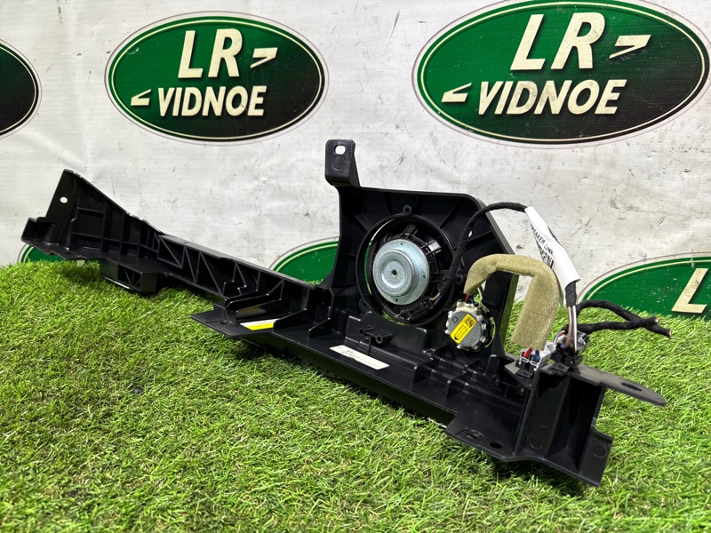 Кронштейн багажника под динамики Land Rover Range Rover (L405, 2020г.)