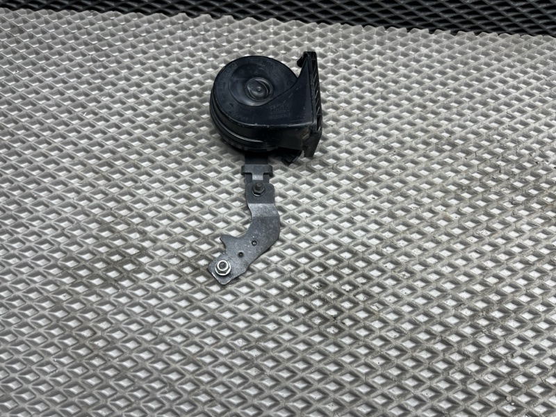 Звуковой сигнал Land Rover Range Rover Velar (L560, 2020г.)