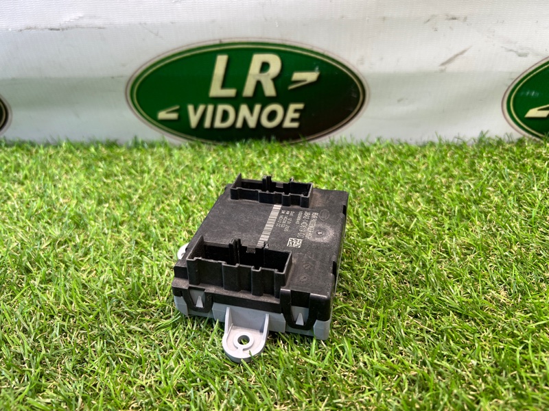 Блок управления дверьми Land Rover Range Rover Velar (L560, 2020г.)