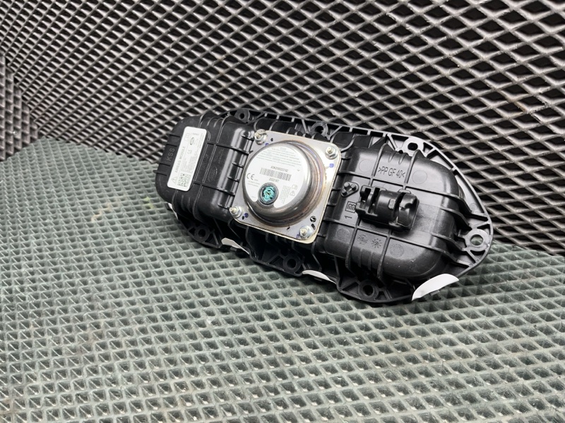 Подушка безопасности пассажира Land Rover Range Rover Velar (L560, 2020г.)