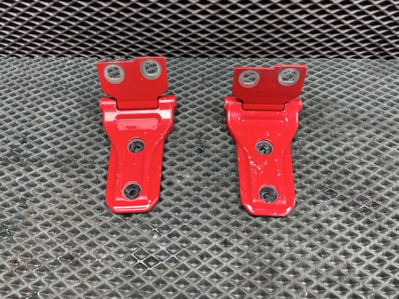 Петля капота Jeep Wrangler (JL, 2019г.)