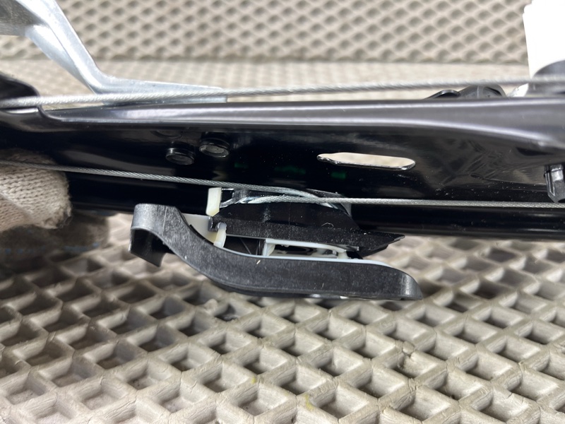 Стеклоподъемник Land Rover Range Rover Sport (L461, 2024г.)