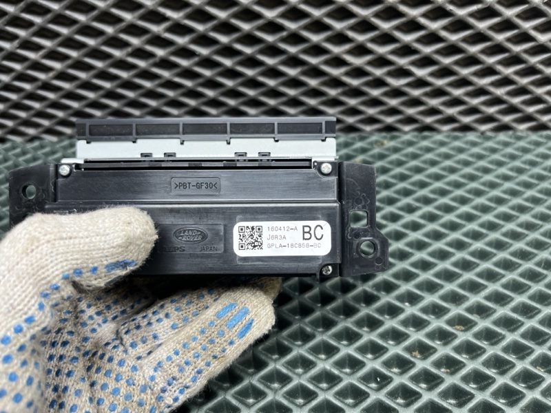 Сенсорные кнопки магнитолы Land Rover Range Rover (L405, 2016г.)