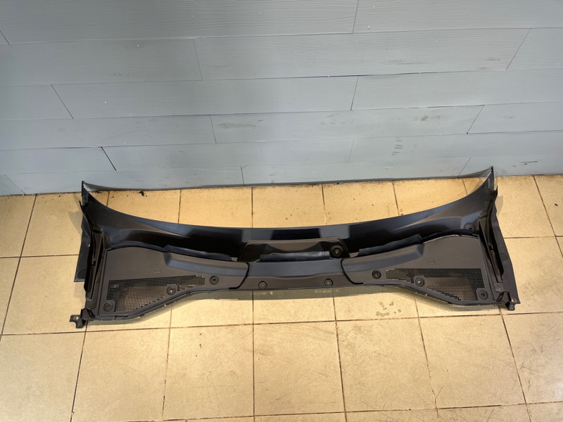Жабо Land Rover Range Rover Sport (L461, 2024г.)