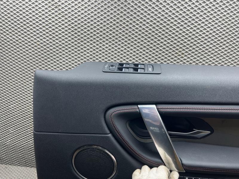 Комплект обивок дверей Land Rover Discovery Sport (L550, 2020г.)
