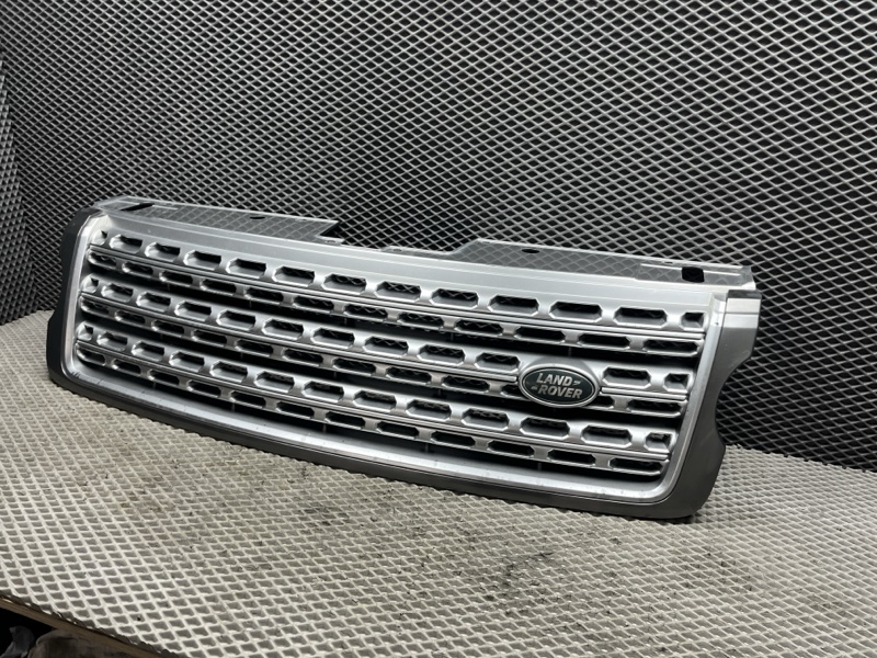 Решетка радиатора Land Rover Range Rover (L405, 2016г.)