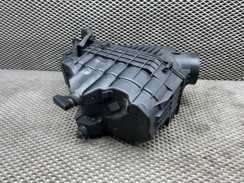 Корпус воздушного фильтра Jeep Wrangler (JL, 2025г.)