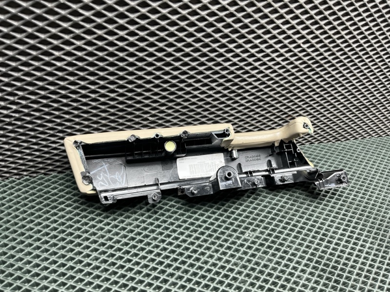 Подлокотник двери Land Rover Range Rover (L405, 2016г.)