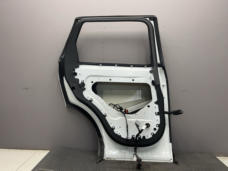 Дверь Land Rover Range Rover Sport (L494, 2021г.)