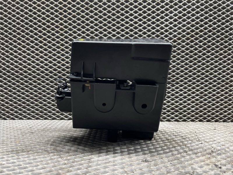 Кронштейн (крепление) Land Rover Range Rover Sport (L461, 2024г.)