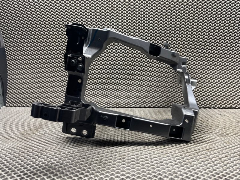 Крепление фары (кронштейн фары) Land Rover Range Rover Sport (L461, 2024г.)