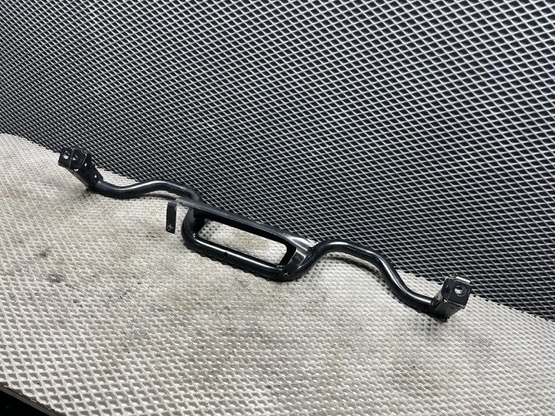 Балка под радиатор Land Rover Range Rover Sport (L494, 2020г.)