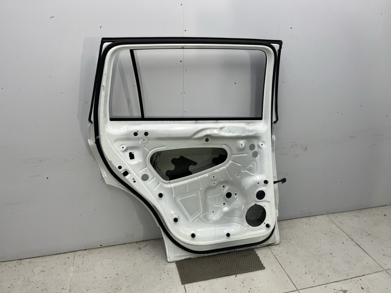 Дверь Volkswagen Tiguan (MBQ, 2023г.)