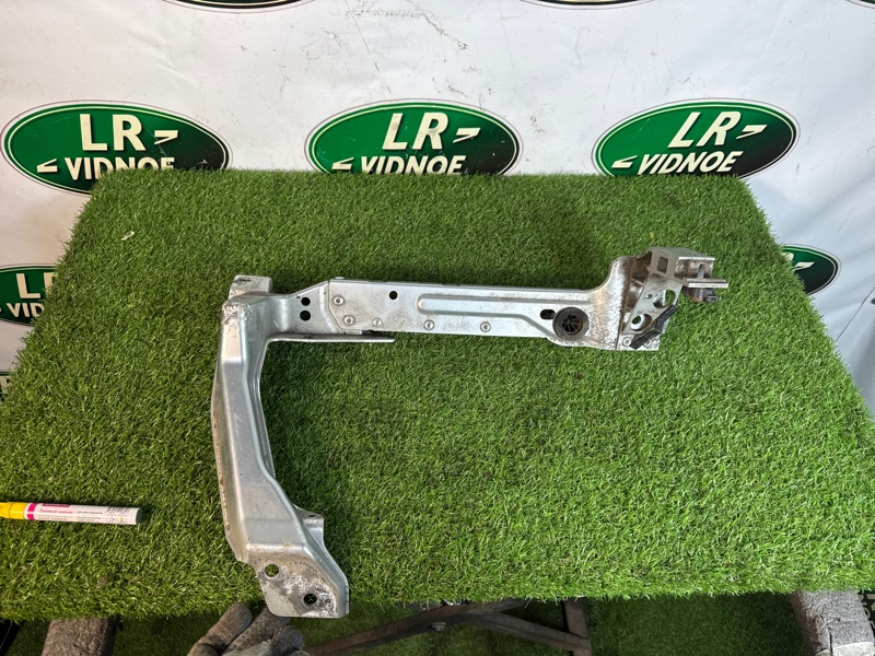 Суппорт фары Land Rover Range Rover Velar (L560, 2018г.)
