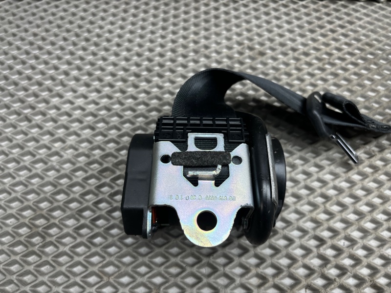 Ремень безопасности Land Rover Discovery Sport (L550, 2020г.)