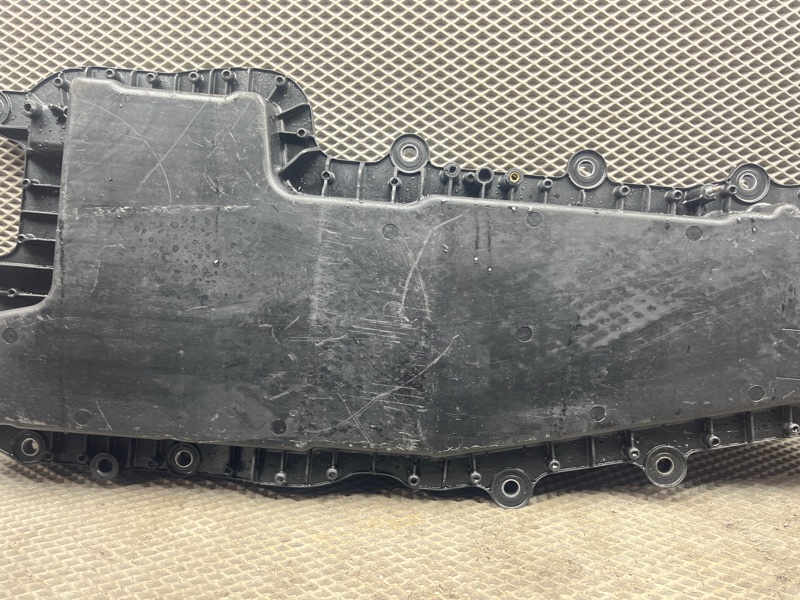 Короб высоковольтной батареи Land Rover Discovery Sport (L550, 2020г.)