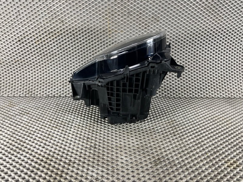 Фара Matrix Land Rover Defender (L663, 2020г.)