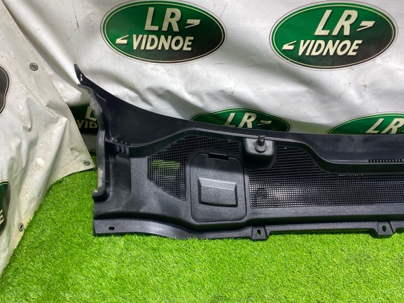 Жабо Land Rover Discovery Sport (L550, 2016г.)
